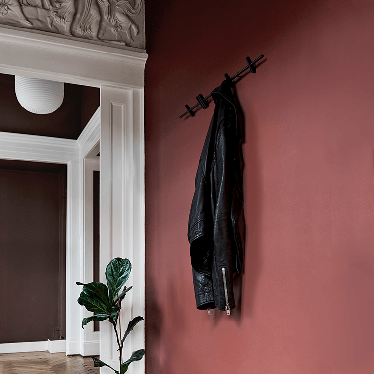 Elegant Black Coat Rack by Moebe Design- Schwarze Garderobe, minimalist scandinavian design by Moebe,- NAVE shop - online concept store