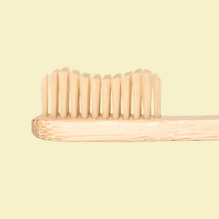 sustainable bathroom basics, kit, bamboo hygiene, bamboo toothbrush, plastic free bathroom items, bambusliebe, nave shop, online concept store