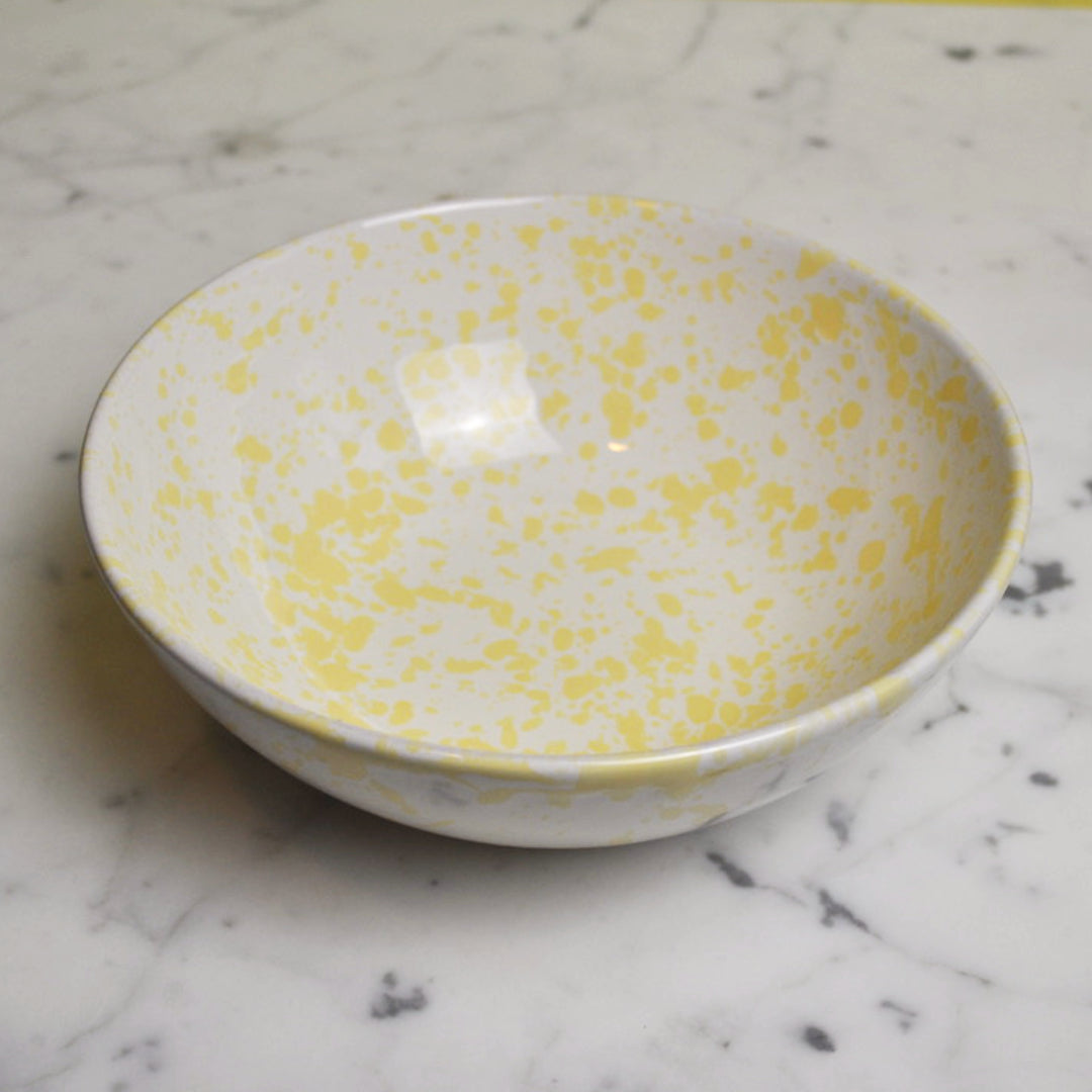 Pasta Schale Modica, Studio Sicily, Sizilanische Keramikkunst, kunsthandwerk, bunte Spritzglasur, classic spatter Sicilian glaze, yellow glazing, nave shop